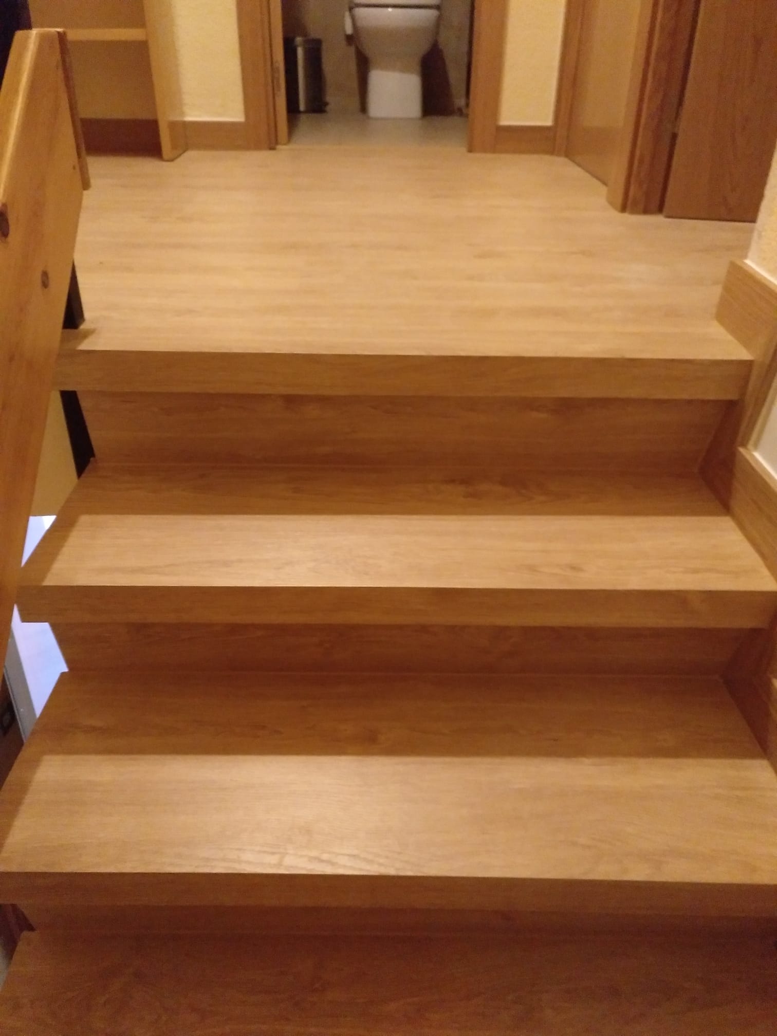 forrado escalera tarima en rivas 2