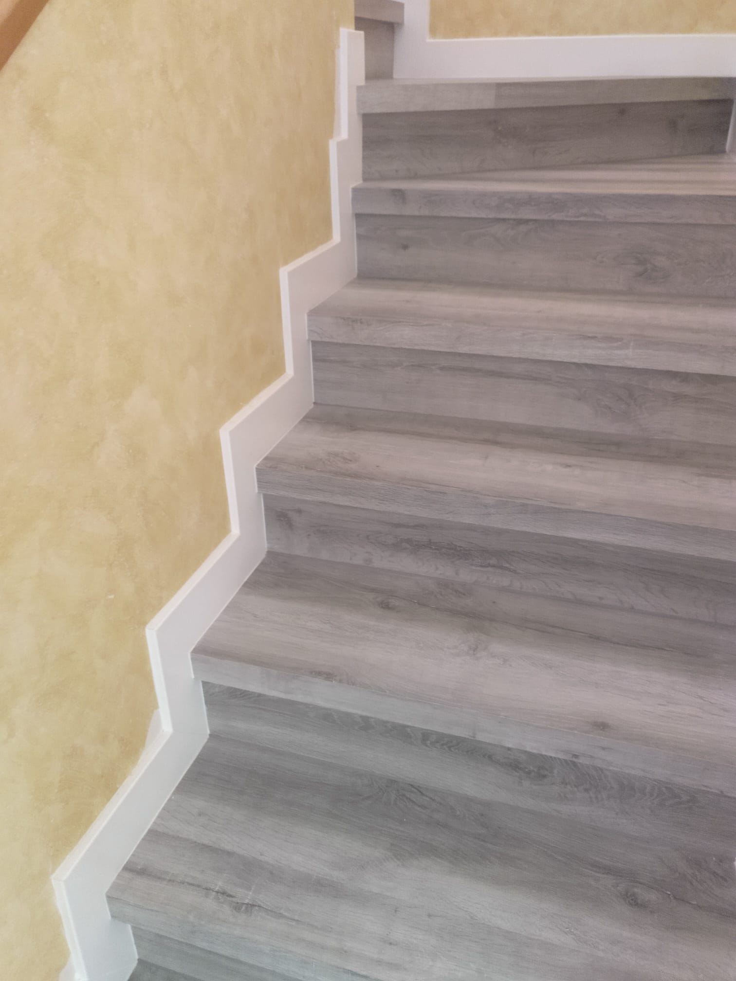 forrado escalera madera en rivas