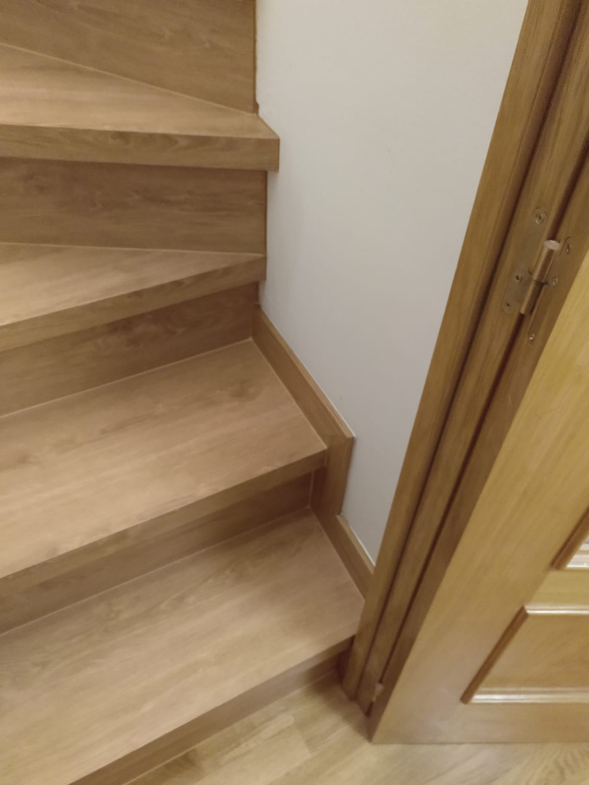 montaje escalera madera en rivas 5