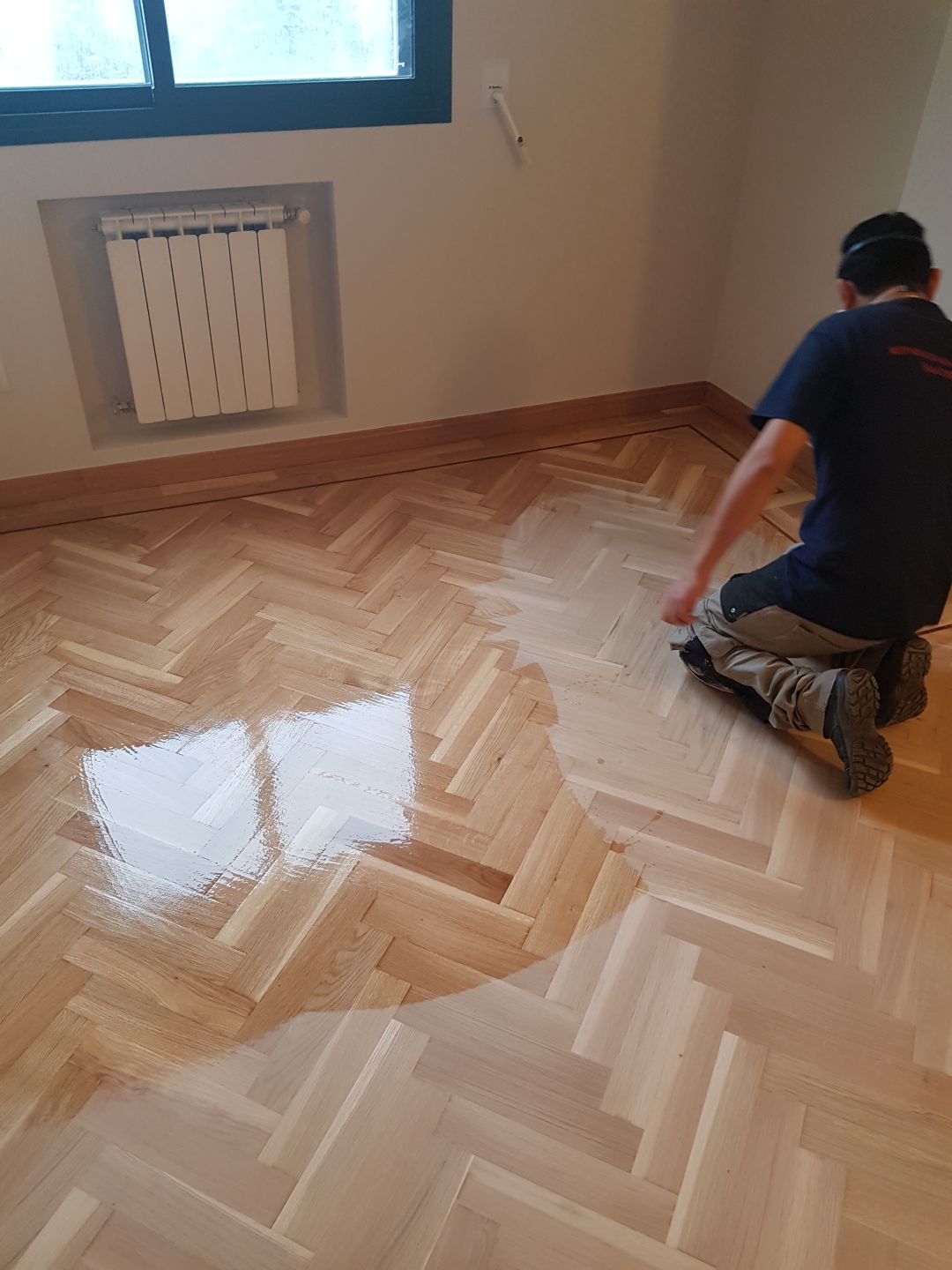 Barnizado de parquet en Madrid