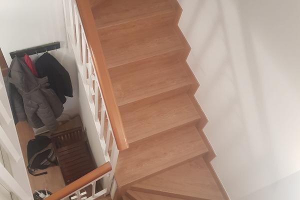 Forrado de Escaleras con Tarima 11