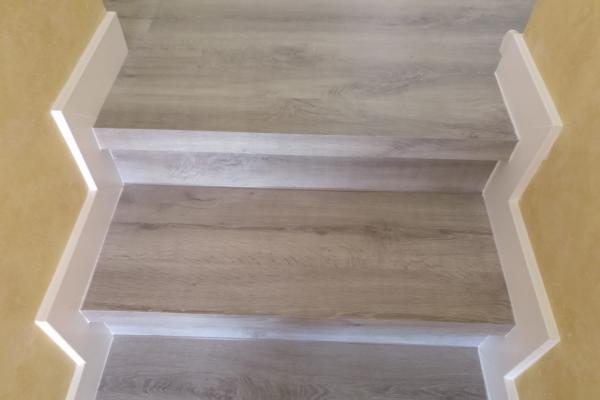 Forrado de escaleras de madera 3